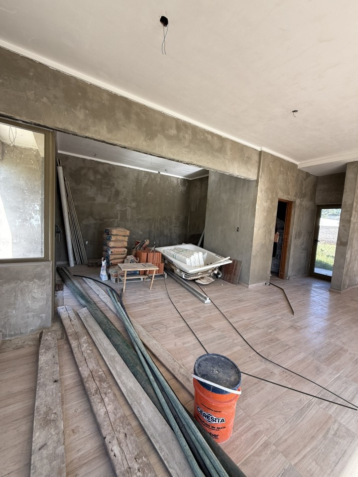 BOSQUES LASALLE- PROYECTO AVANZADO DE CABAÑAS Y SALON 