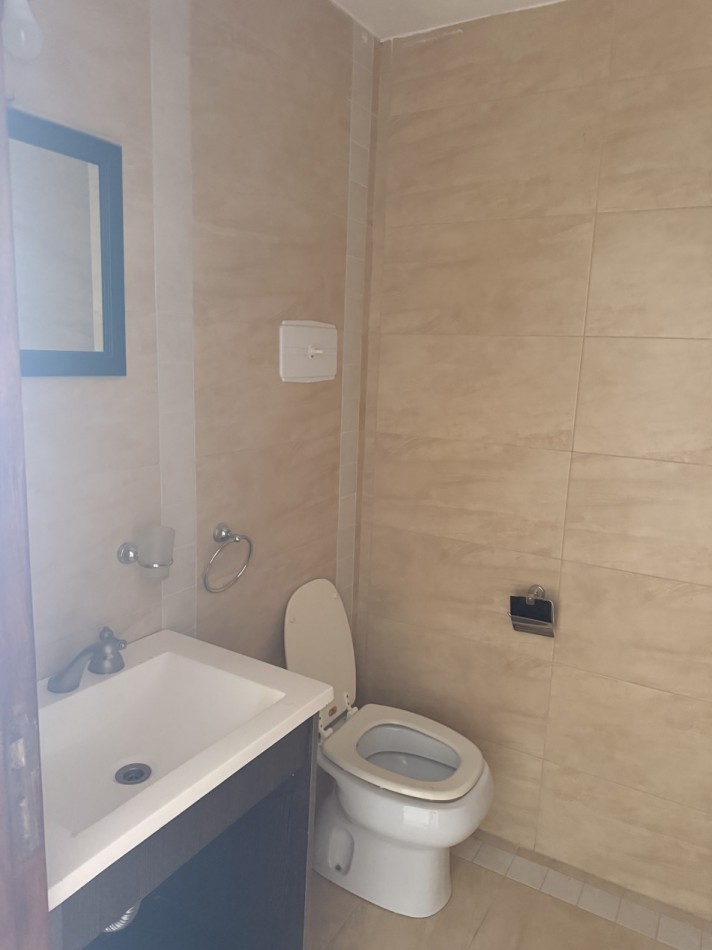 MORENO 2900. AMPLIO DEPARTEMENTO DE 2 DOMITORIOS 