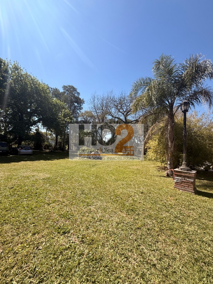 ESPECTACULAR CASA EN ZONA JORGE NEWBERY- SAUCE VIEJO